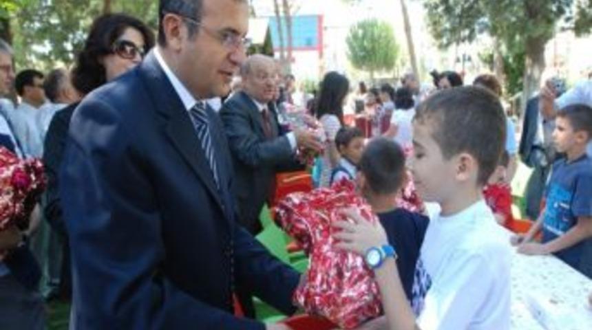 Vali Demir Bayram Ziyaretlerinde Bulundu