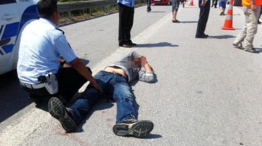 Emekli polisin cipini &ccedil;alan hırsız vuruldu