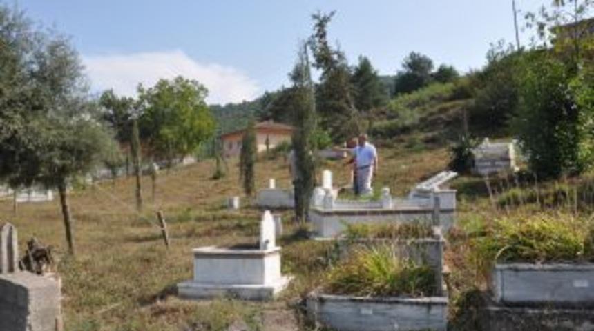 Bayramda mezarlıklarda Kuran okunacak