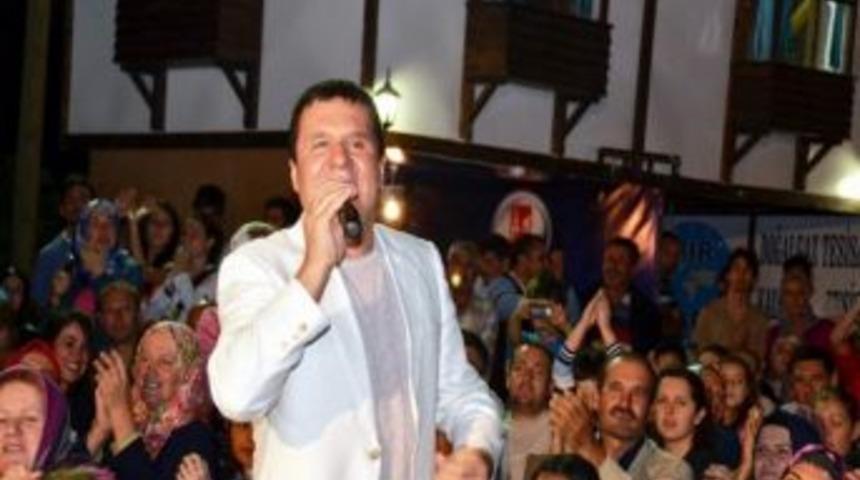 Bilecik&rsquo;te Mithat K&ouml;rler Konseri