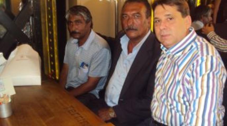 Fo&ccedil;a Şehidine İzmir&rsquo;den Yardım Eli Uzandı