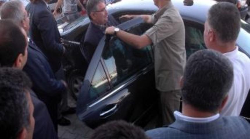 İ&ccedil;işleri Bakanı Şahin Van&rsquo;da