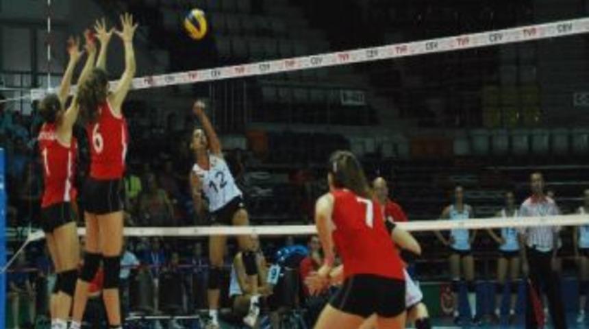 Gen&ccedil; Kızlar Avrupa Voleybol Şampiyonası