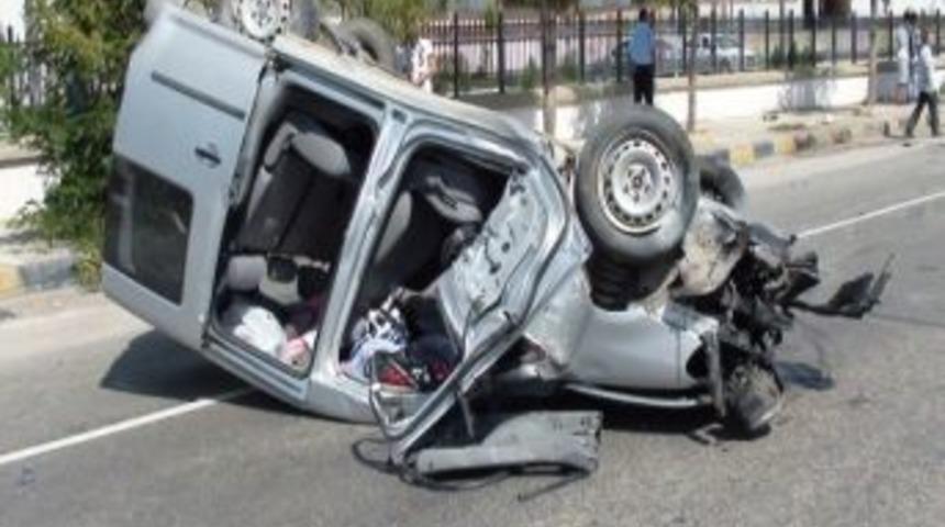 Babasından İzinsiz Kullandığı Otomobille Takla Attı: 2 Yaralı