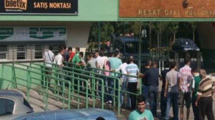 Twente Ma&ccedil;ını Biletleri Bayrımın İkinci G&uuml;n&uuml; Satışta