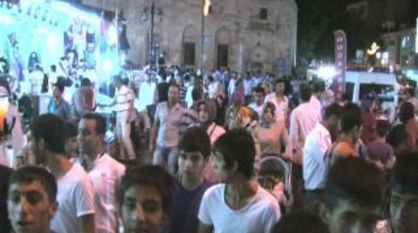 Urfa'da Bayram Alışverişi Telaşı