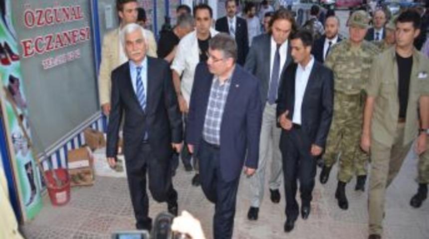 Bakan Şahin Hakkari'de