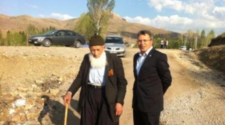 Ak Partili Feramuz &Uuml;st&uuml;n Baba Ocağı&rsquo;nda