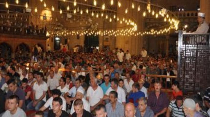 Selimiye Camii&rsquo;nde Ramazan Bayramı Coşkusu