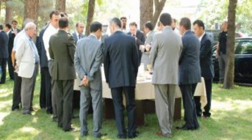 Bayramı Kana Bulayacaklardı