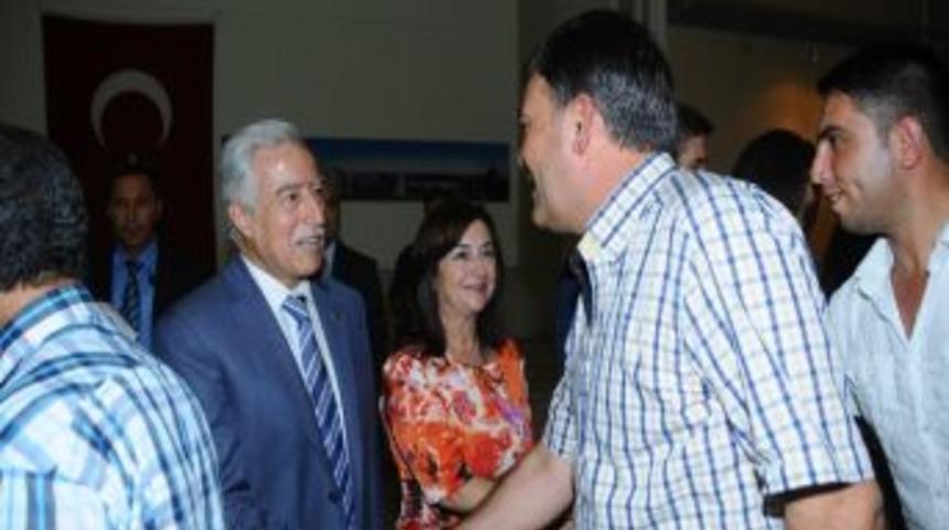 Adana&rsquo;da Bayramlaşma T&ouml;reni