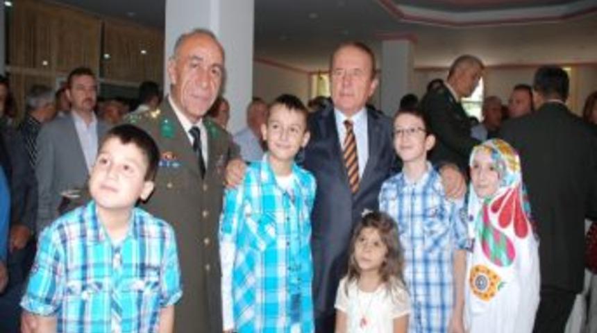 Isparta’da Protokol Bayramlaştı