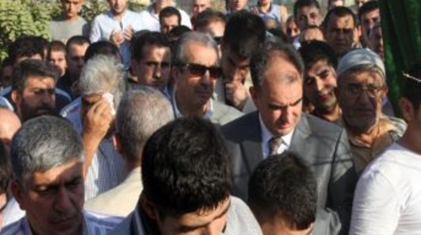 Milletvekili Dindar'ın Kardeşi, Halkın Katılımıyla Defnedildi
