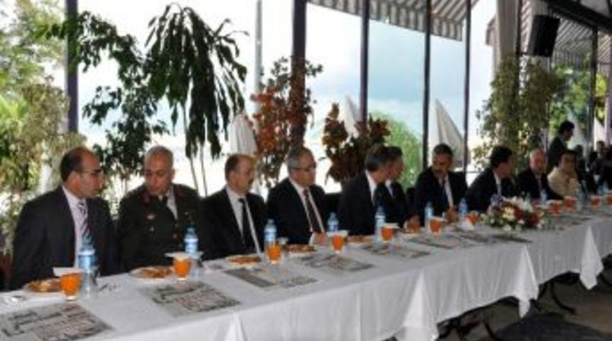 Zonguldak&rsquo;ta Ramazan Bayramı Kutlaması D&uuml;zenlendi