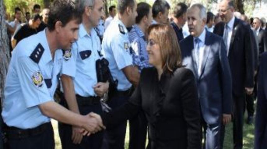 Bakan Fatma Şahin&rsquo;den &lsquo;ter&ouml;r&rsquo; A&ccedil;ıklaması