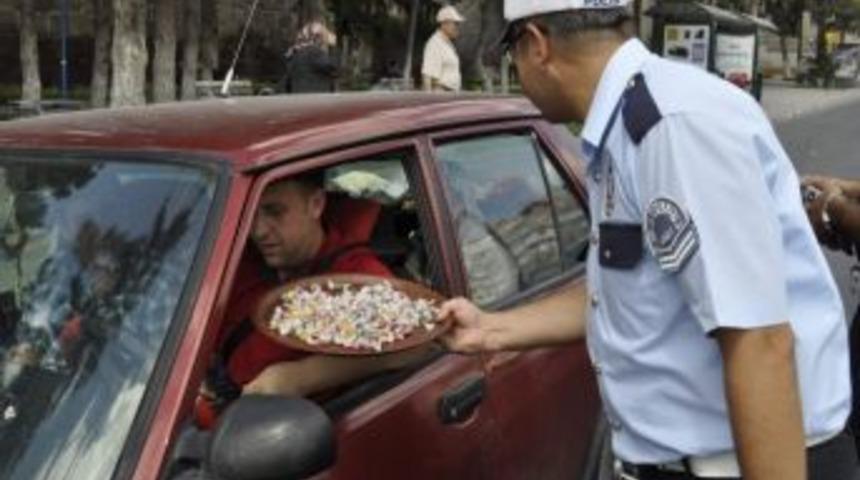 Bayram Zehir Değil Şeker Olsun