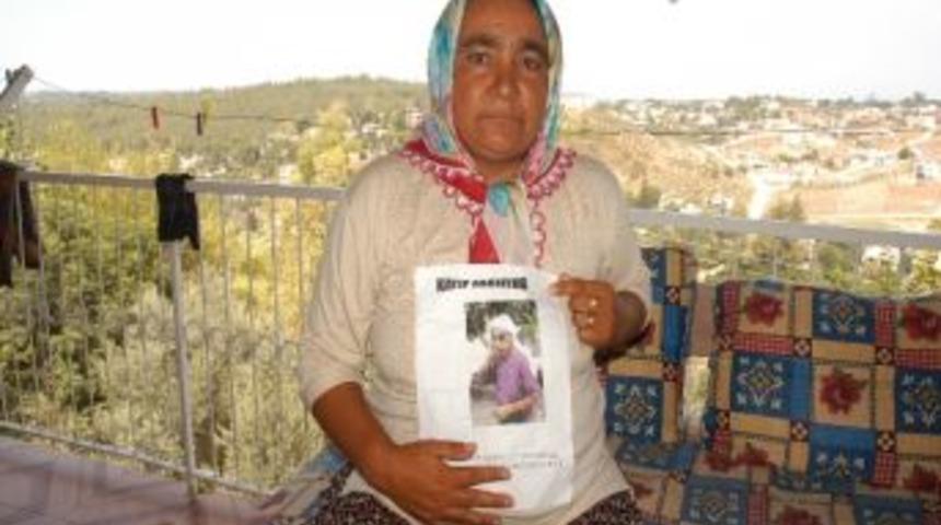 İki Yıl &Ouml;nce Bayram G&uuml;n&uuml; Kaybolan Annesini Arıyor