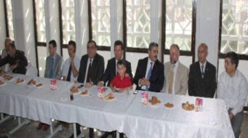 Nazilli&rsquo;de Protokol Bayramlaştı