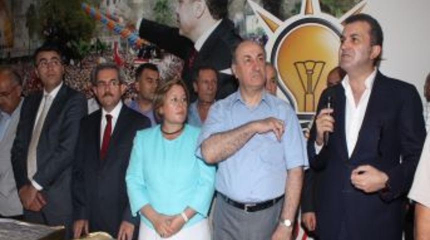 &Ccedil;elik: Silahlı Siyasetin G&ouml;lgesinde Durarak Demokratik Siyaset Yapılamaz