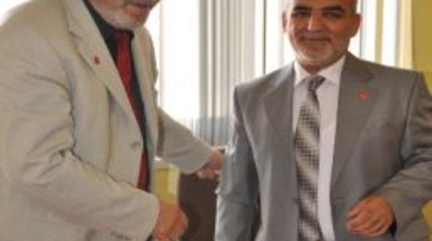 Saadet Partisinde Bayramlaşma Programı D&uuml;zenlendi