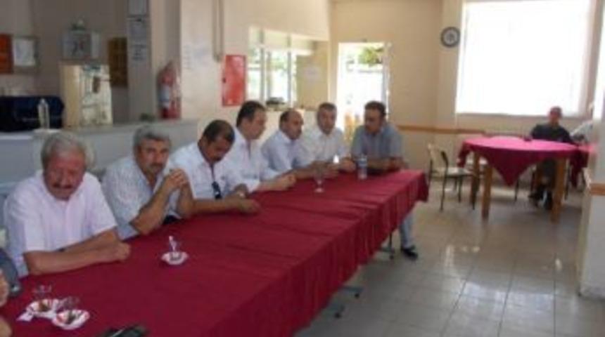 Şark&ouml;y&rsquo;de Bayramlaştı