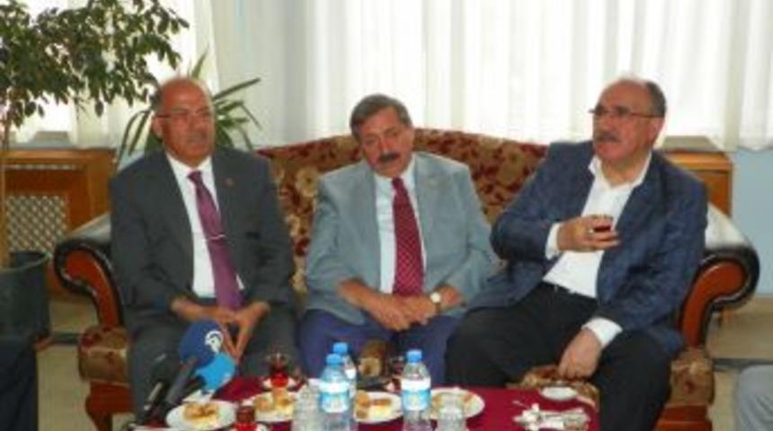 Atalay: BDP Ter&ouml;r &Ouml;rg&uuml;t&uuml;nden Talimat Alan Bir Partidir