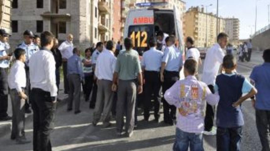 Hurdaya D&ouml;nen Ara&ccedil;tan Sağ Kurtuldular