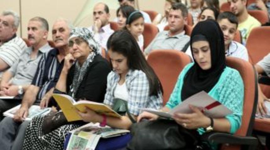 Bornovalılara 'Kent G&ouml;n&uuml;ll&uuml; Kimliği' Verilecek, &Ouml;nerileri Dikkate Alınacak