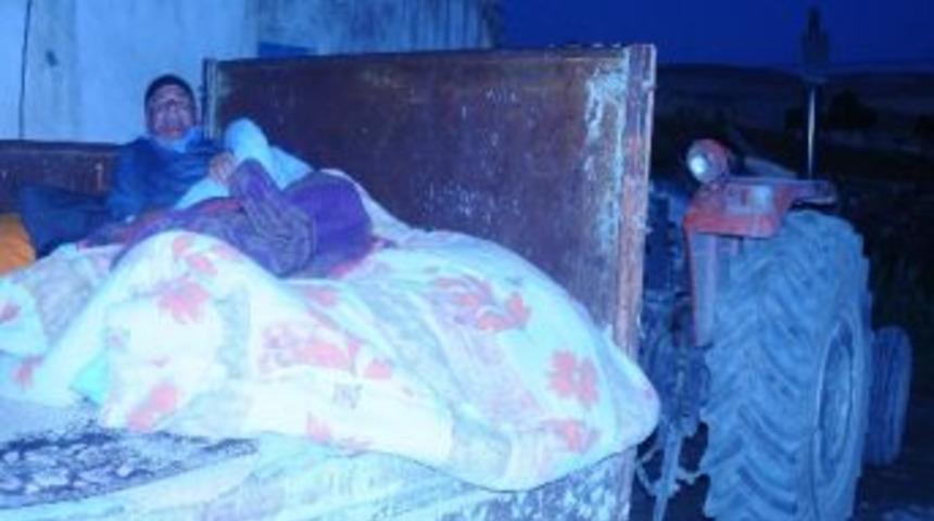 Ağrı Beşik Gibi Sallanıyor