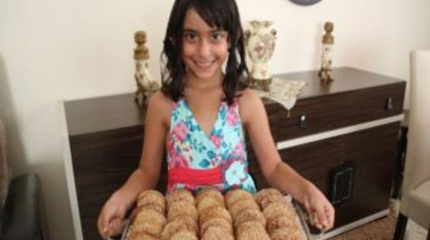 Bayramın Vazge&ccedil;ilmez İkramı Bayram &Ccedil;&ouml;reği