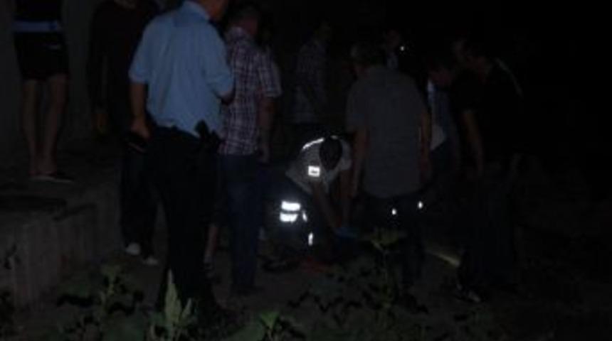 Motosikletten Fırlayıp K&ouml;pr&uuml;den U&ccedil;tu