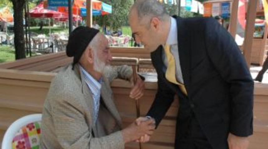 Uzun Yusuf&rsquo;un G&ouml;zyaşları Başkan Kılı&ccedil;&rsquo;ı &Uuml;zd&uuml;