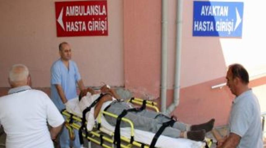 Eşine Kızdı &Ccedil;amaşır Suyu İ&ccedil;erek İntihara Teşebb&uuml;s Etti