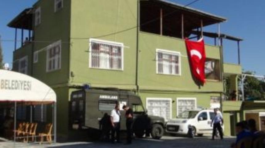 Şehit Annesi Seyhan: Kadir Gecesi'nde Oğlumun &Ouml;leceğini G&ouml;rm&uuml;şt&uuml;m