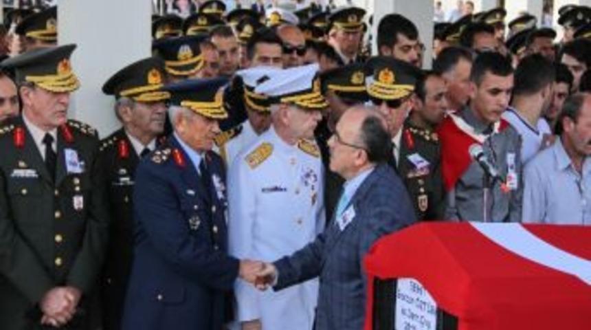 Şehit Uzman &Ccedil;avuş Sercan &Ouml;zt&uuml;rk Son Yolculuğuna Uğurlandı