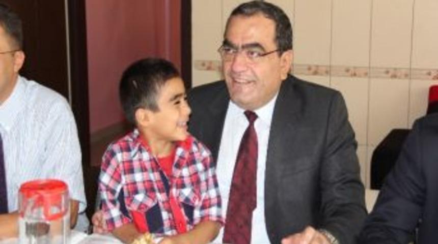 Başkan Alıcık'tan &Ccedil;ocuklara B&uuml;y&uuml;k M&uuml;jde