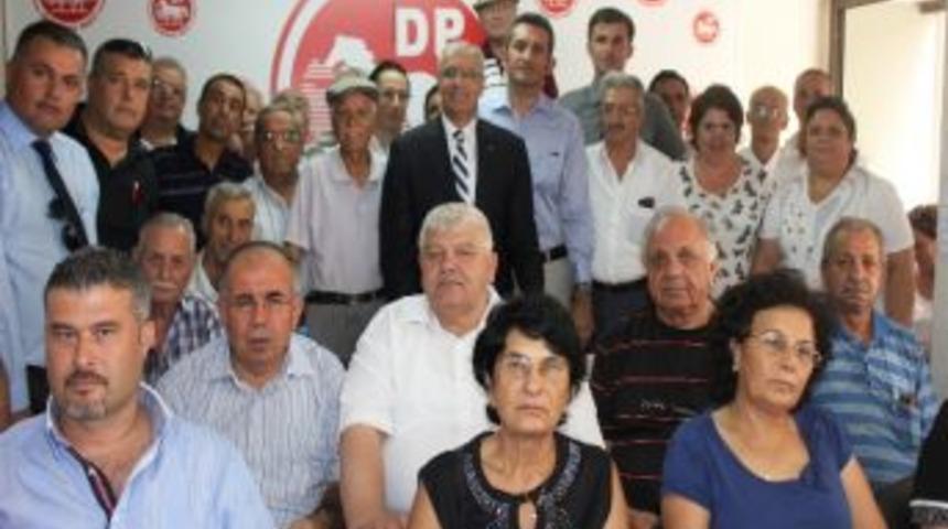 Dp İzmir İl&ccedil;e Teşkilatında Bayramlaşma