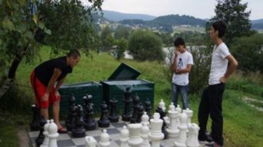 Lise &Ouml;ğrencileri Avusturya&rsquo;da Gen&ccedil;lik Kampına Katıldı