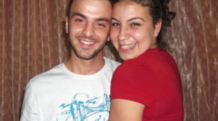 İzne gelen asker eşi ve kızıyla &ouml;ld&uuml;