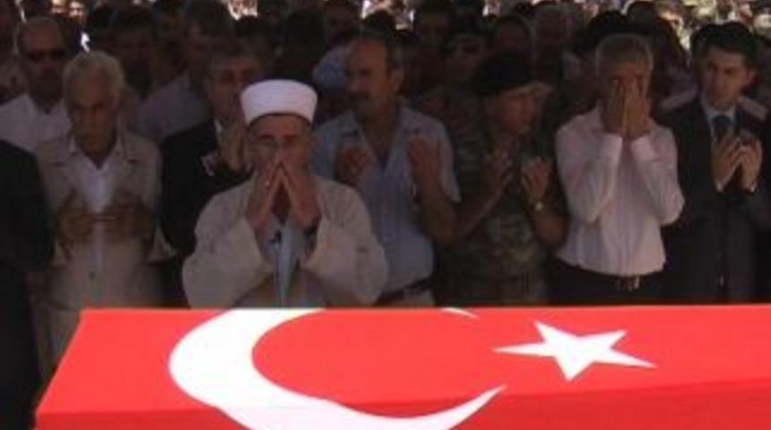 Şehit Son Yolculuğuna Uğurlandı