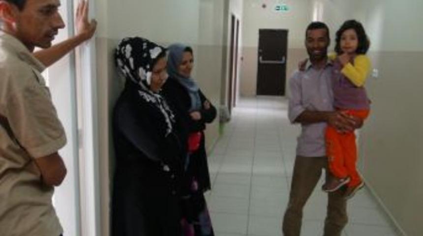 Ardahanlılar, Bayramı Buruk Ge&ccedil;iren Afganları Yalnız Bırakmadı