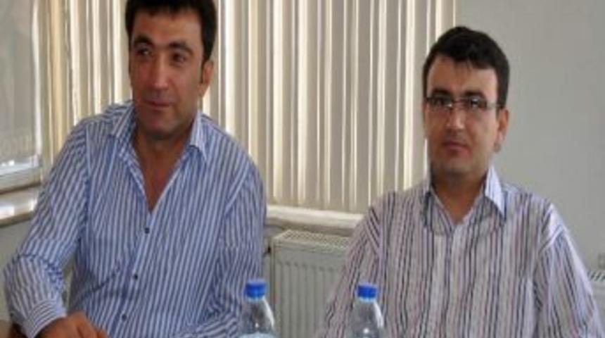 Chp&rsquo;de Bayramlaşma Programına Partileri B&uuml;y&uuml;k İlgi G&ouml;sterdi