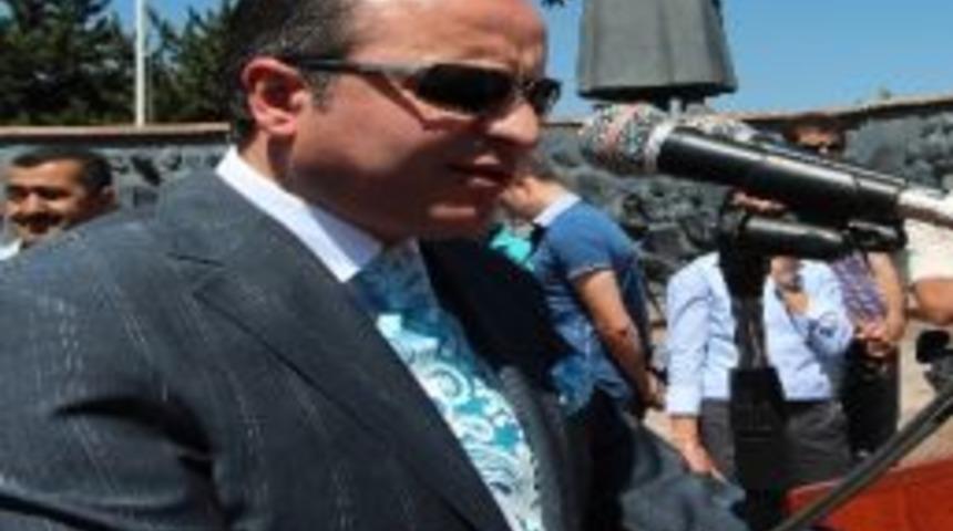 B&uuml;y&uuml;kşehir Belediye Başkanı Ahmet K&uuml;&ccedil;&uuml;kler, Gaziantep&rsquo;teki Hain Saldırıyı Lanetledi