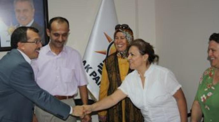 Akhisar AK Parti'de bayramlaşma