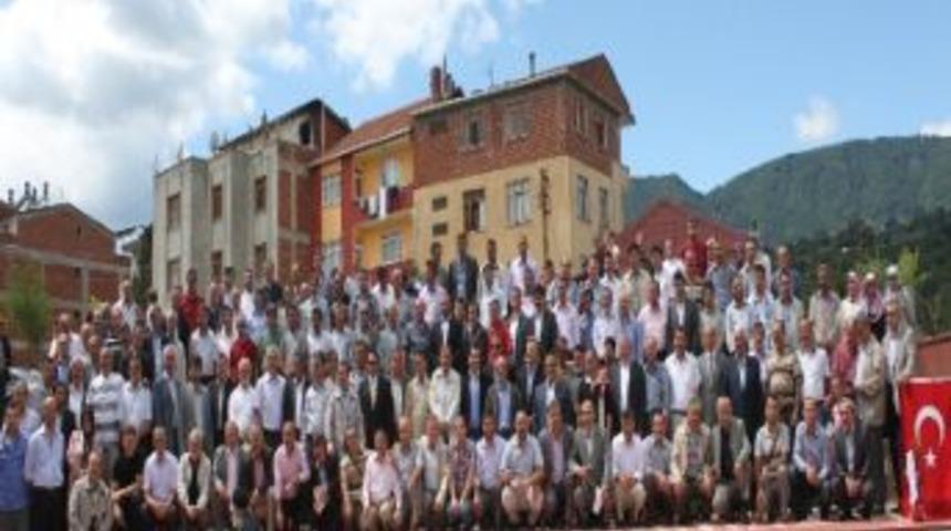 İmam Hatip Mezunları Pilav G&uuml;n&uuml;nde Buluştu