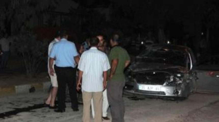 İzmir&rsquo;de Trafik Kazası: 1 &Ouml;l&uuml;