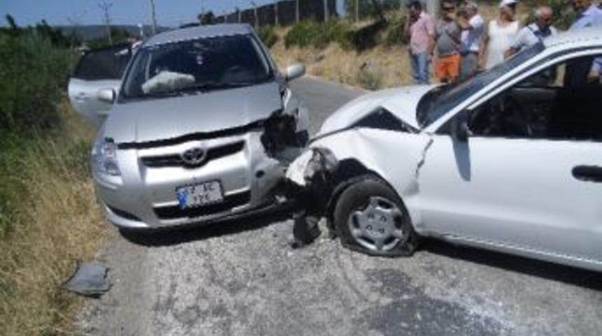 Çanakkale’de Kaza: 8 Yaralı