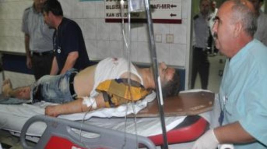 Ağabeyi vuruldu, kardeşi acil servisi bastı