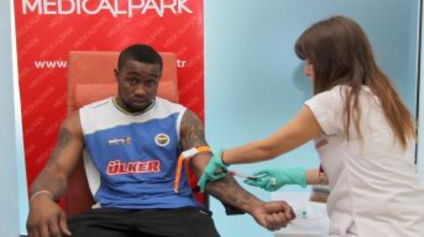 Fenerbah&ccedil;e &Uuml;lker'de Bo McCalebb Sağlık Kontrol&uuml;nden Ge&ccedil;ti