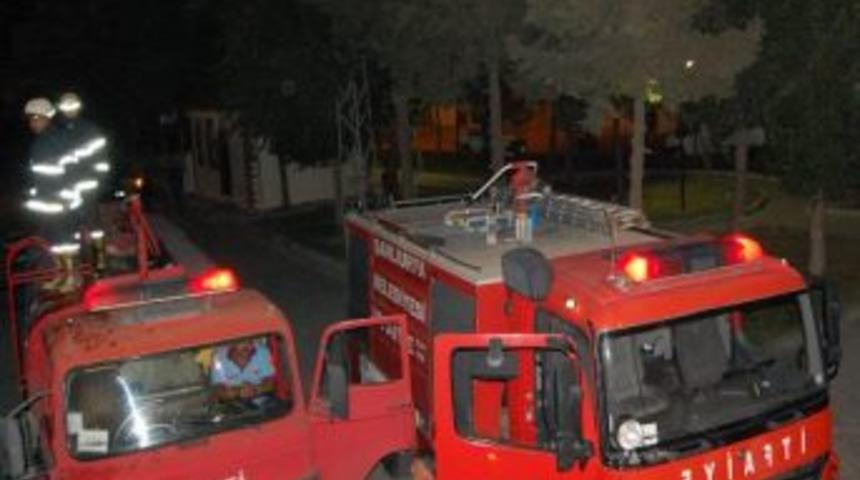 Depoda Çıkan Yangın İtfaiyeyi Alarma Geçirdi